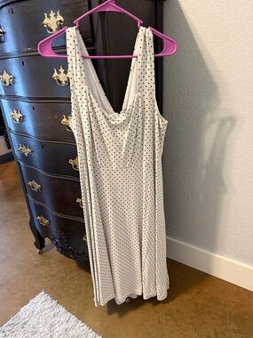 torrid White Polka Dot Sleeveless Midi Dress